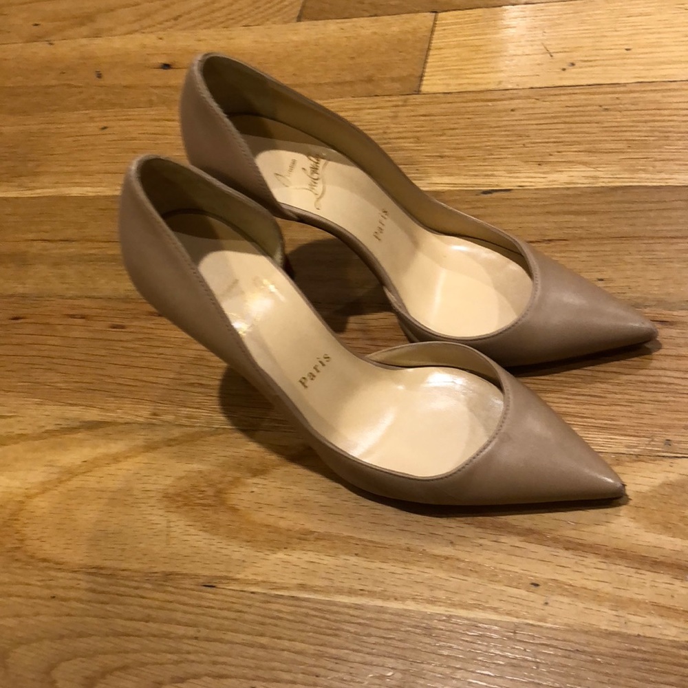 Christian louboutin nude heels